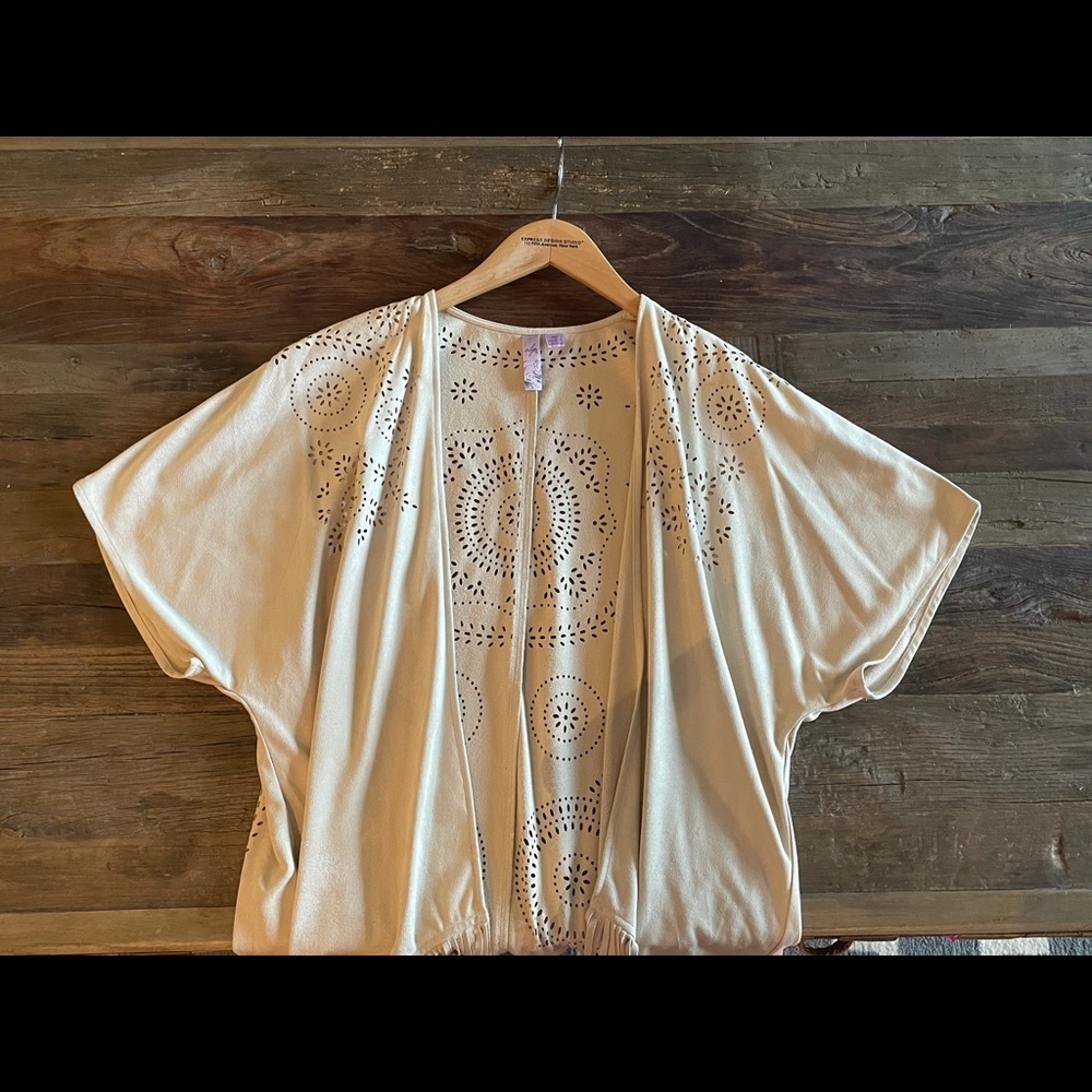 Alya Boho Fringe Open Cardigan, Medium - Picture 6 of 14